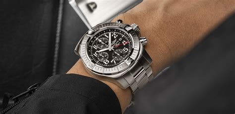 breitling avenger wrist shot|Hands.